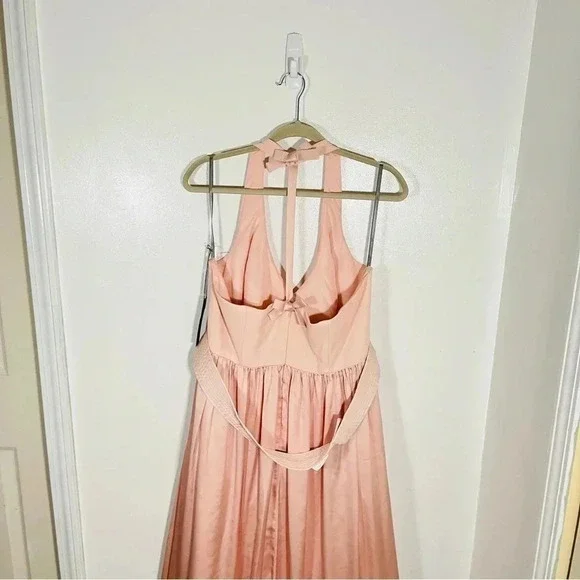 NWT Vera Wang White V-Neck Halter Gown Dress - Picture 6 of 13